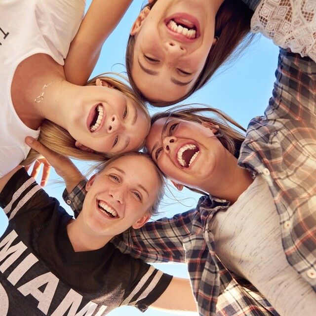Happy World Laughter Day! 😄 Laughter is contagious and has amazing health benefits, from reducing stress to boosting mood. Let's spread joy and laughter today and every day. Tag someone who always brings a smile to your face! #WorldLaughterDay #SpreadJoy #SmileMore